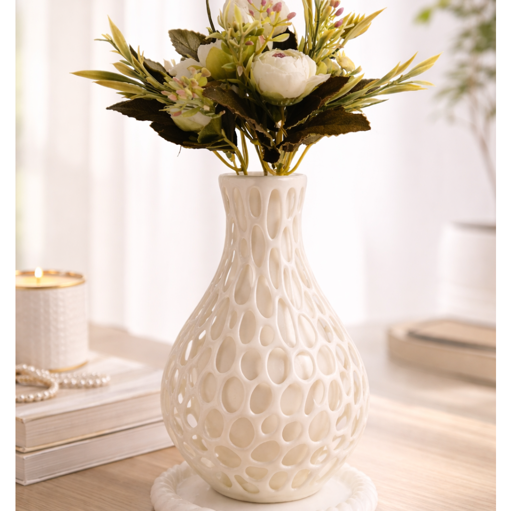 Elegant Organic Mesh Vase | Modern 3D Printed Decor